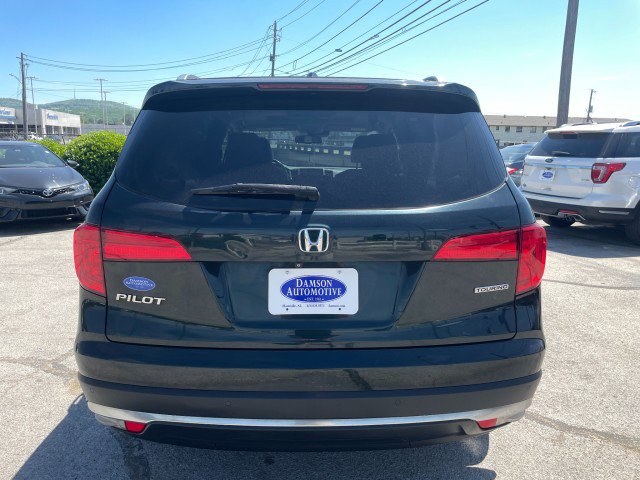 Used 2017 Honda Pilot Touring image 4