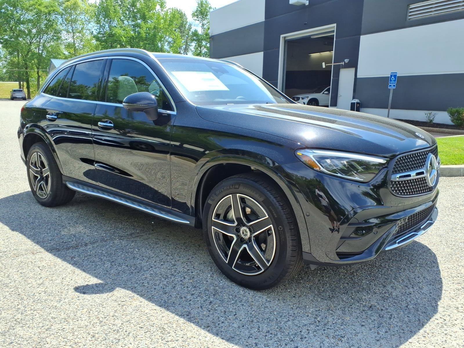 New 2026 Mercedes-Benz GLC 300 4MATIC image 4