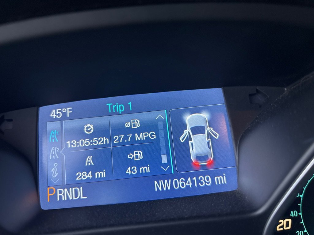 Used 2014 Ford Focus SE w/ SE Winter Package image 14