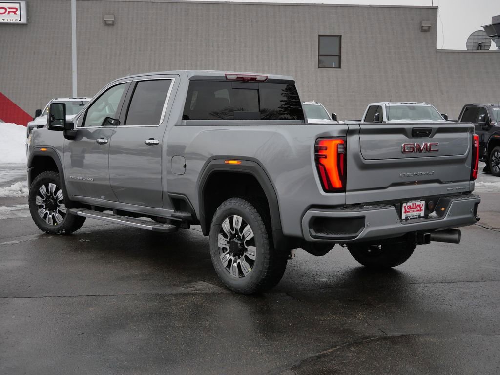 New 2026 GMC Sierra 3500 Denali w/ Denali Reserve Package image 2