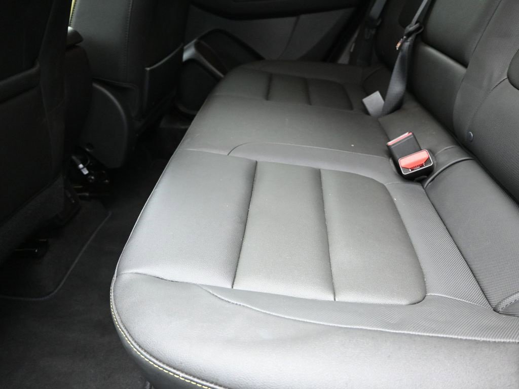 Used 2025 Chevrolet TrailBlazer ACTIV w/ Convenience Package image 16