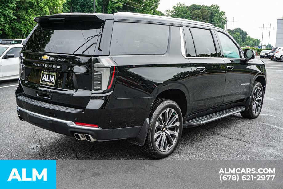 Used 2026 Chevrolet Suburban High Country w/ Sun And Tow Package AWD/4WD image 5