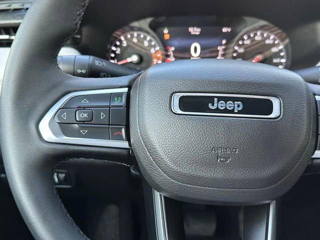 Used 2024 Jeep Compass Limited image 21