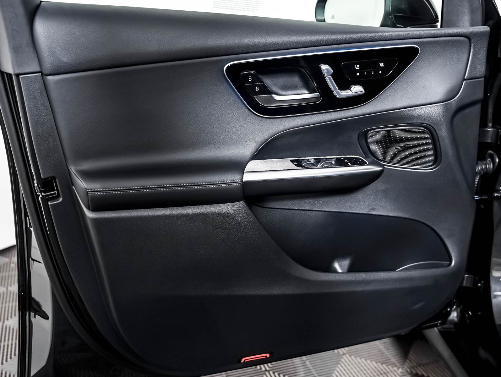 Certified 2026 Mercedes-Benz GLC 300 image 20