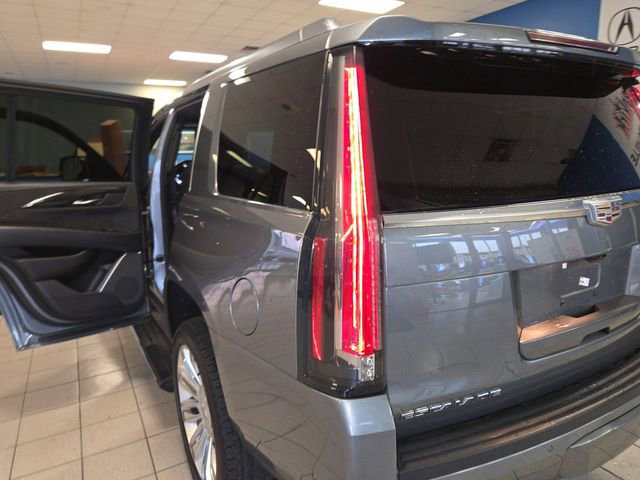 Used 2019 Cadillac Escalade Platinum image 30
