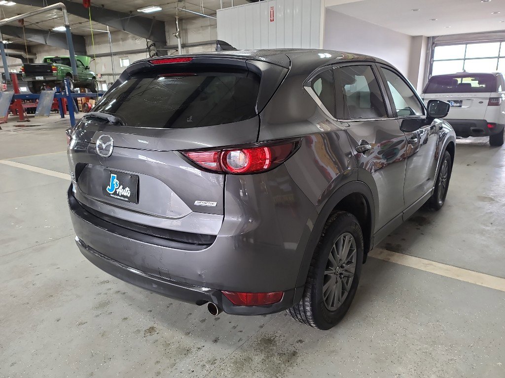 Used 2017 MAZDA CX-5 Touring w/ Preferred Equipment Package image 7