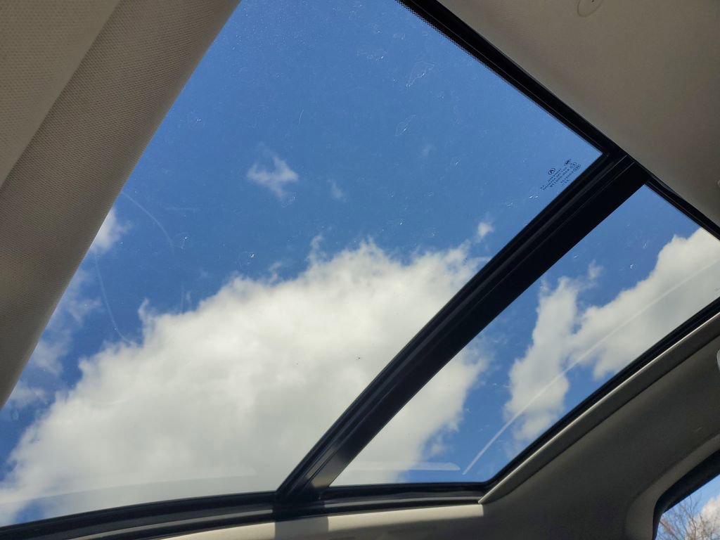 Certified 2023 Acura RDX AWD w/ Advance Package image 32