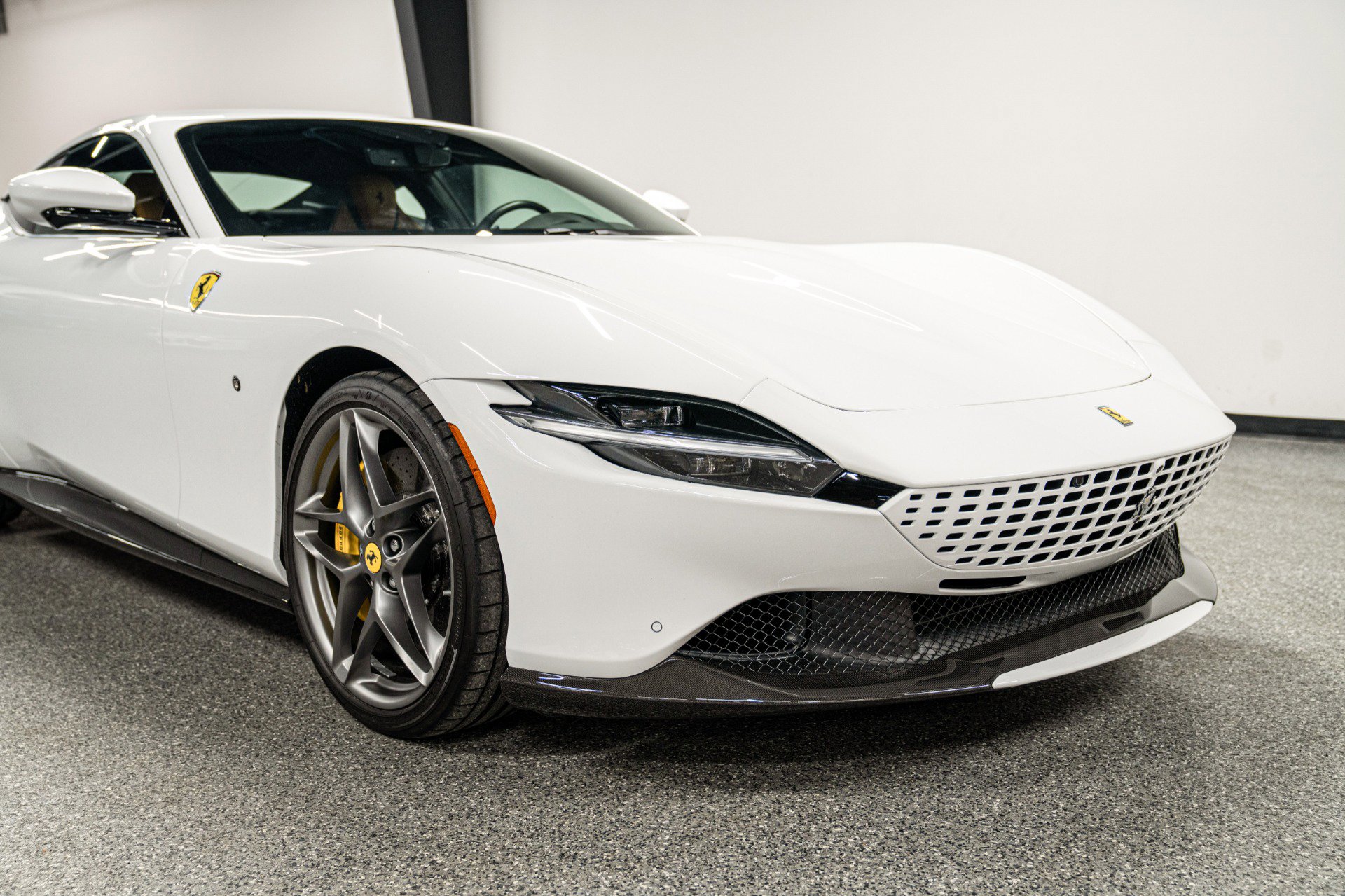 Used 2022 Ferrari Roma image 30