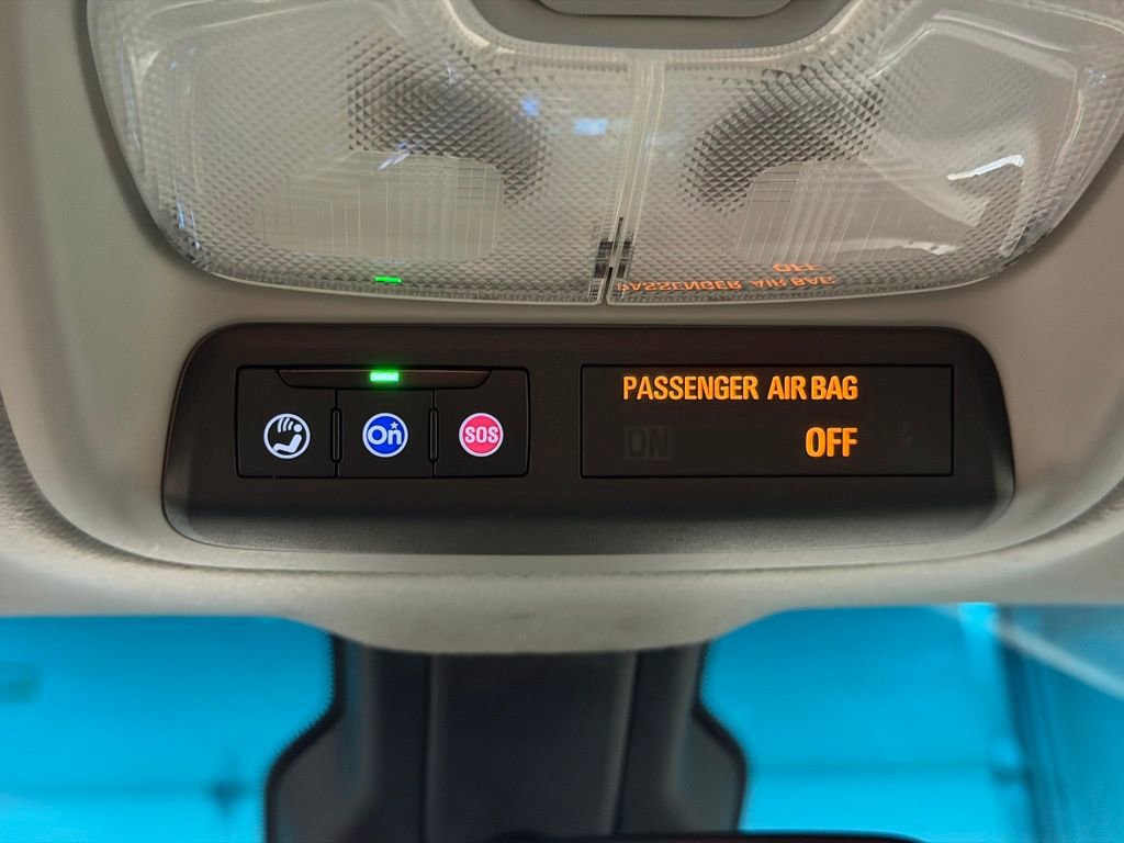 Used 2017 Chevrolet Bolt LT image 28