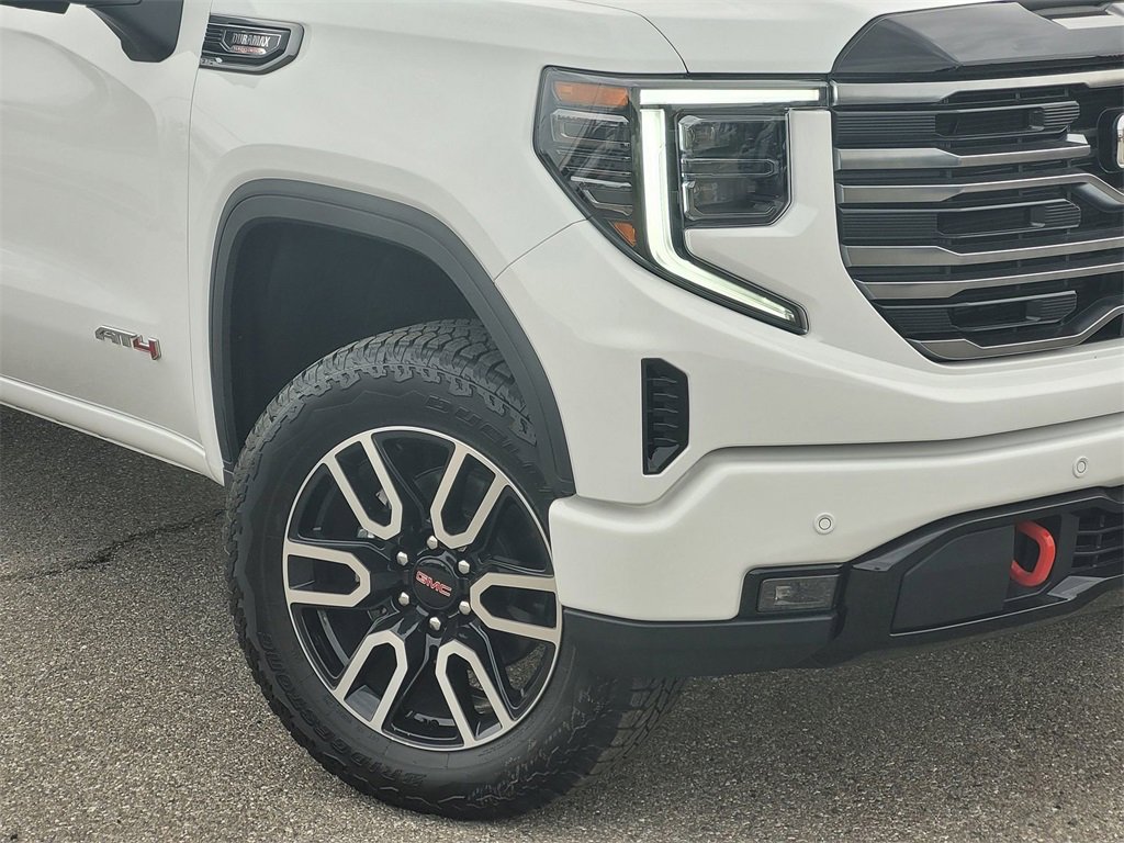New 2026 GMC Sierra 1500 AT4 w/ Technology Package image 6