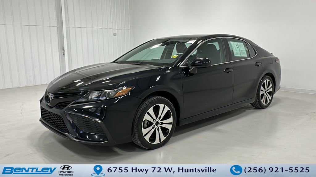 Used 2021 Toyota Camry SE