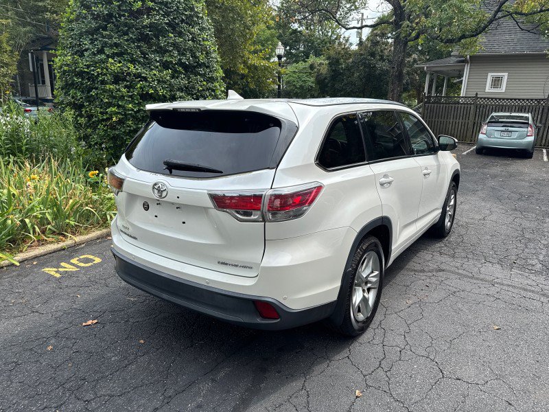 Used 2015 Toyota Highlander Limited Platinum AWD/4WD image 5