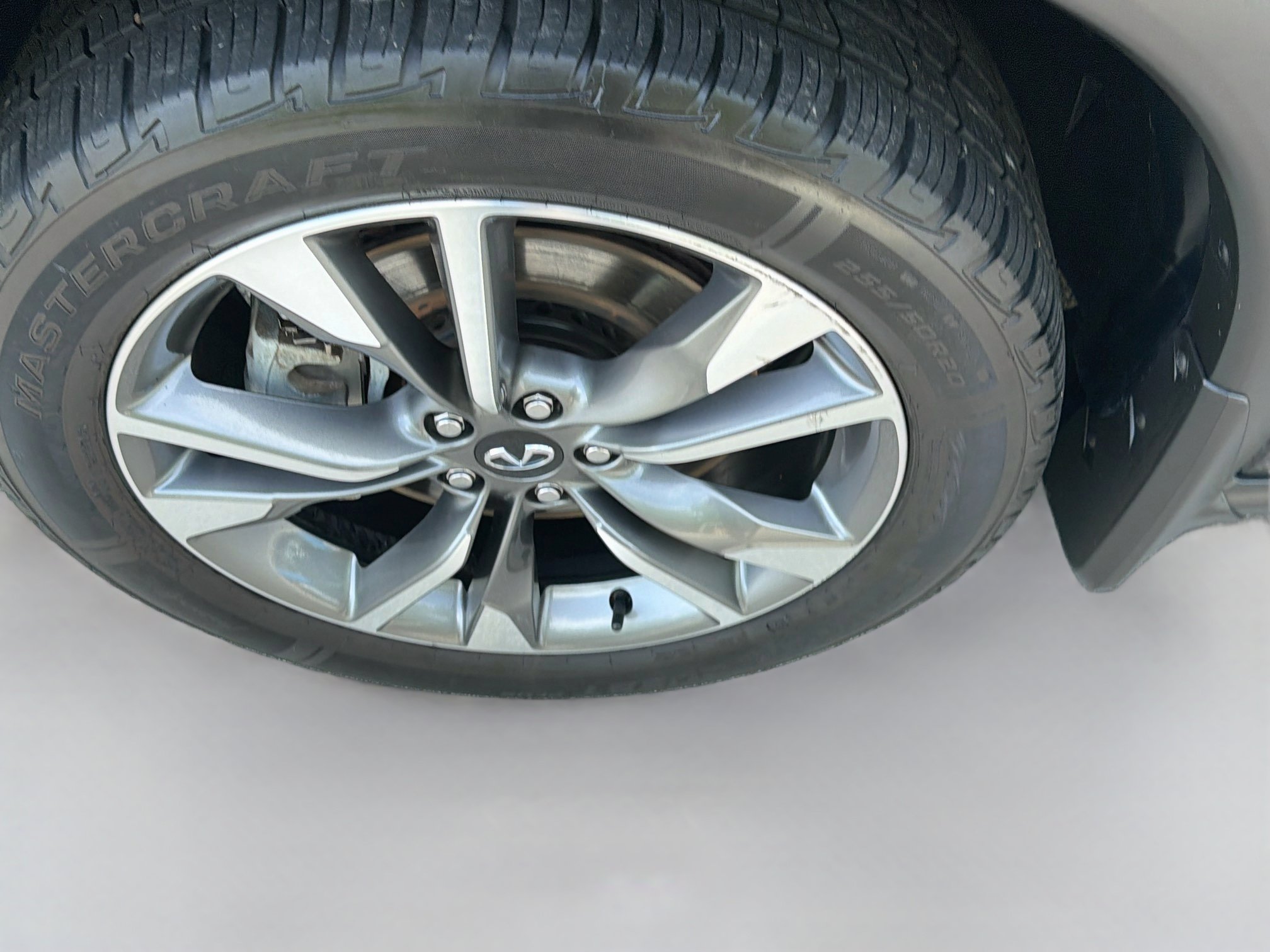 Used 2023 INFINITI QX60 Luxe w/ Performance Audio Package FWD image 37