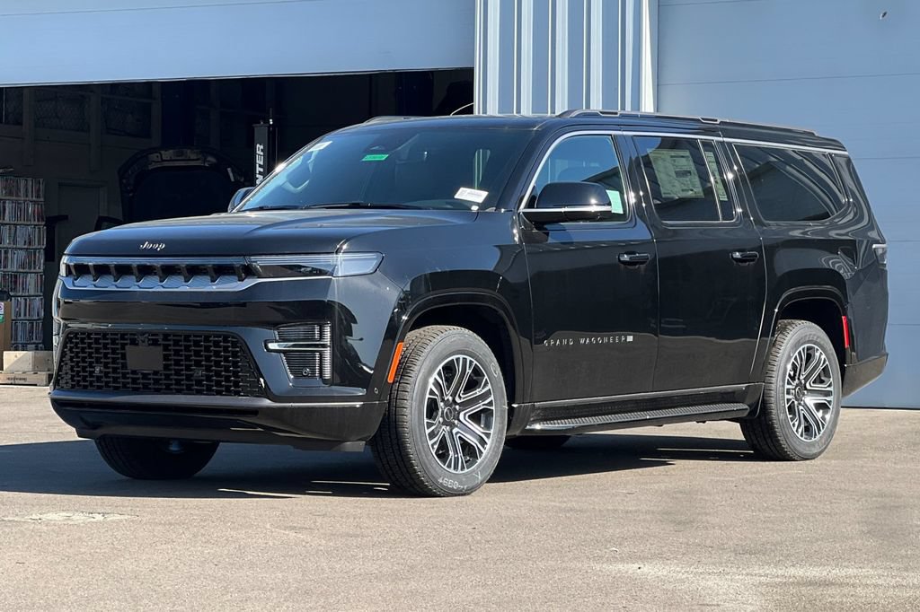 New 2026 Jeep Grand Wagoneer L 4WD w/ Premium Group I image 8