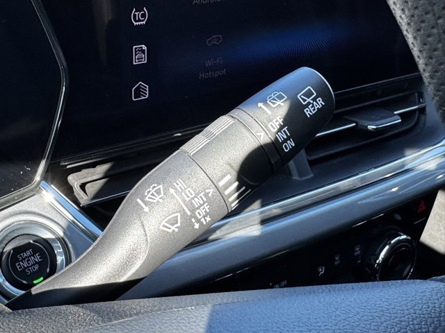 Used 2025 Chevrolet Trax LT image 26