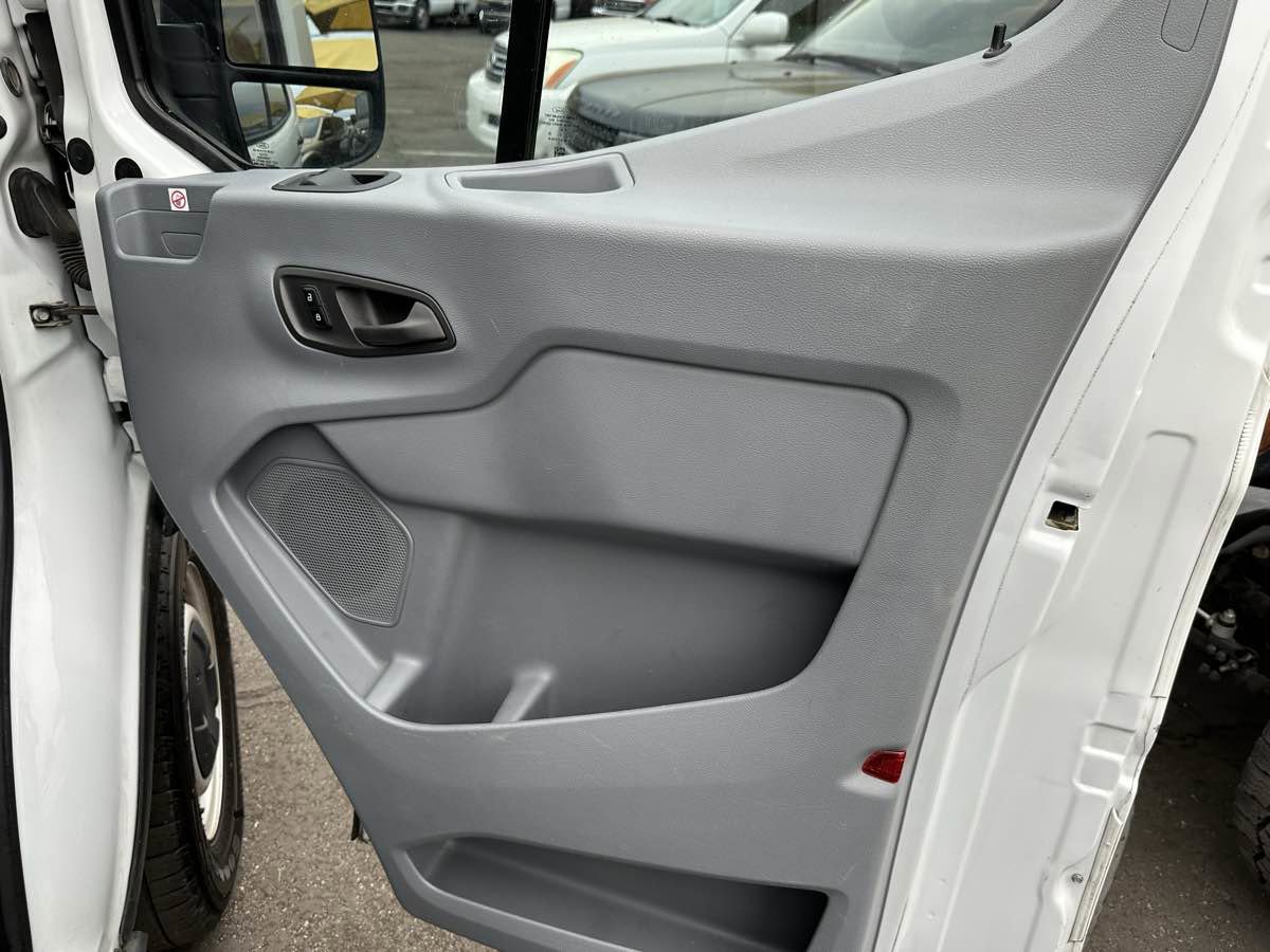 Used 2019 Ford Transit 150 130 Low Roof image 38