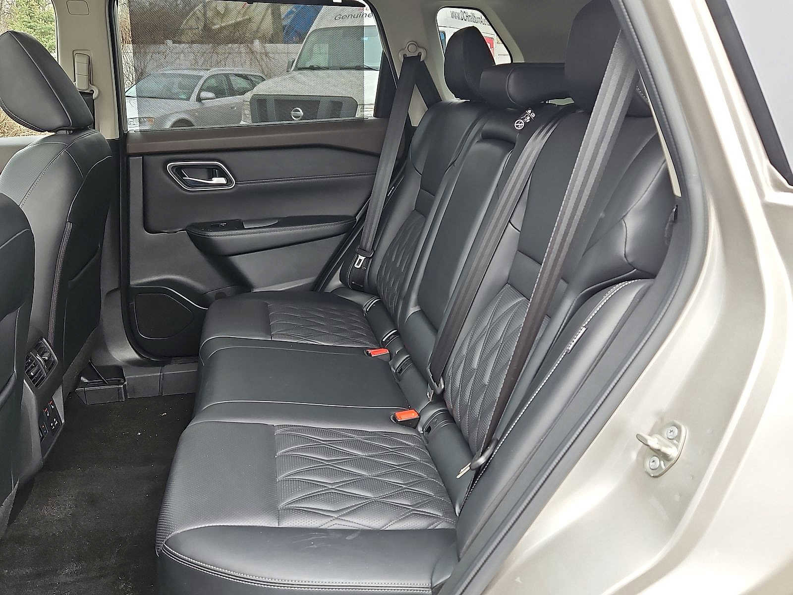 Used 2022 Nissan Rogue Platinum w/ Head-Up Display Package image 20