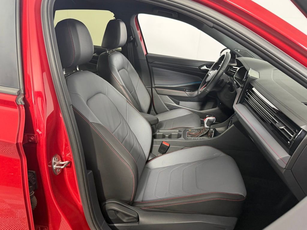 Used 2025 Volkswagen Jetta GLI Autobahn w/ GLI Black Package image 32