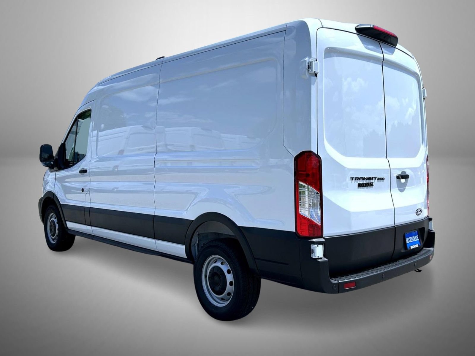 New 2026 Ford Transit 250 148 Medium Roof w/ Load Area Protection Package RWD image 7