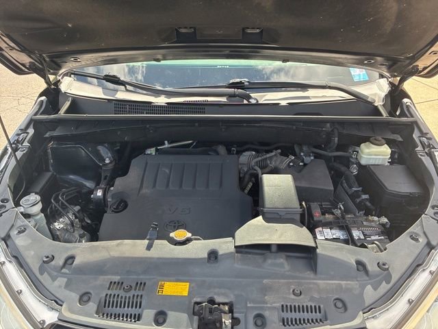 Used 2015 Toyota Highlander XLE AWD/4WD image 57