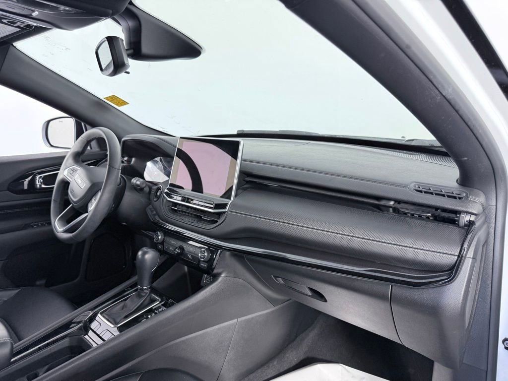 Used 2022 Jeep Compass Altitude image 25