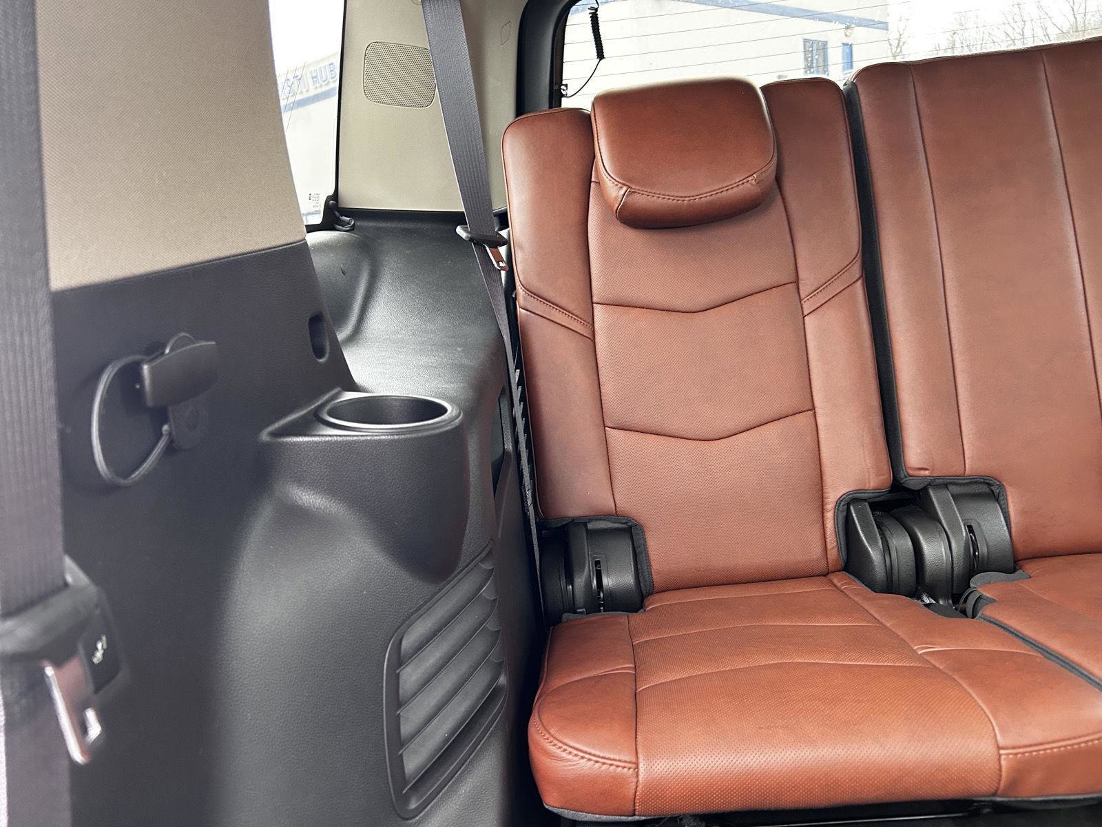 Used 2017 Cadillac Escalade Luxury image 22