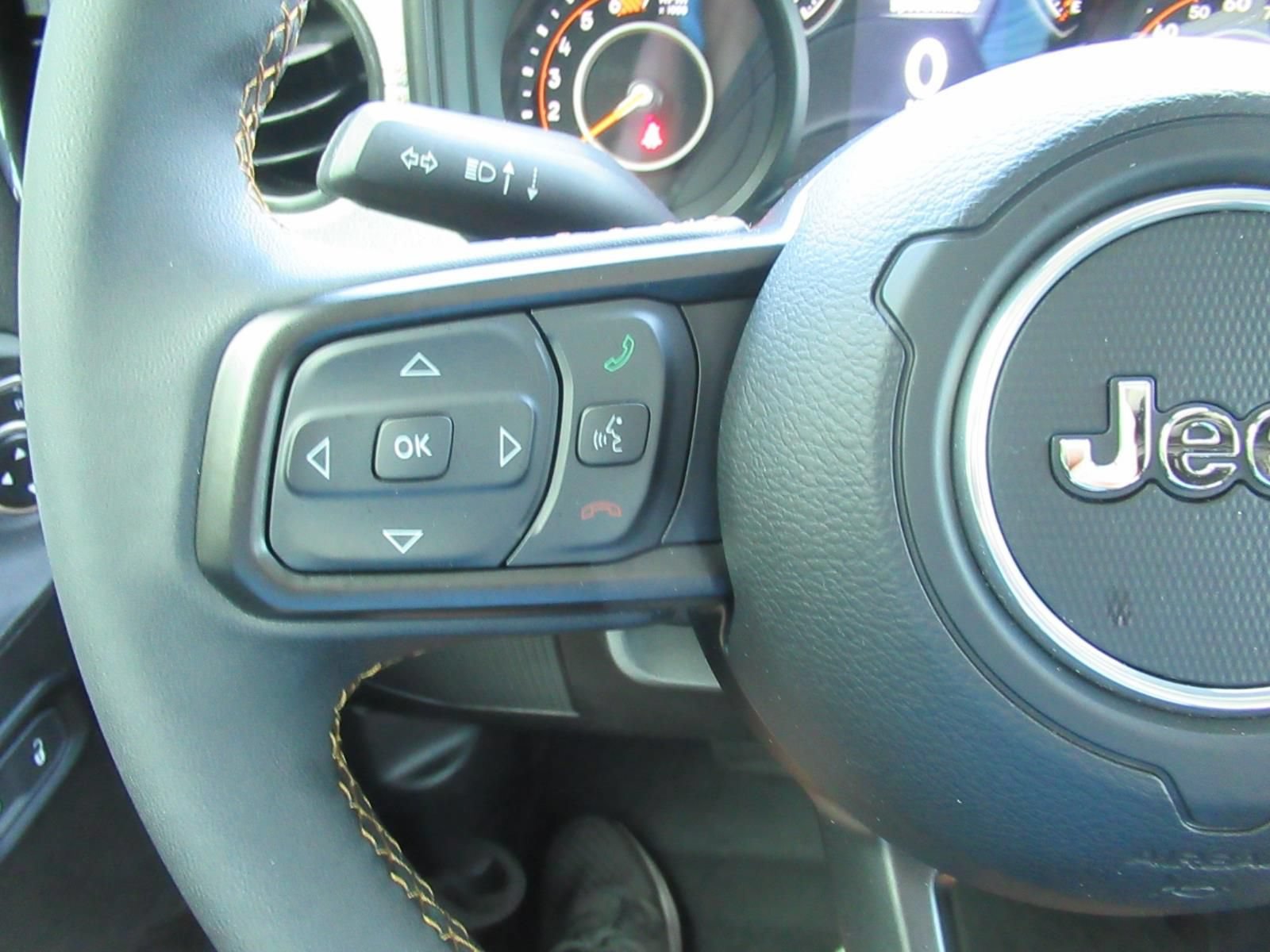 Used 2024 Jeep Wrangler Unlimited Sport AWD/4WD image 25