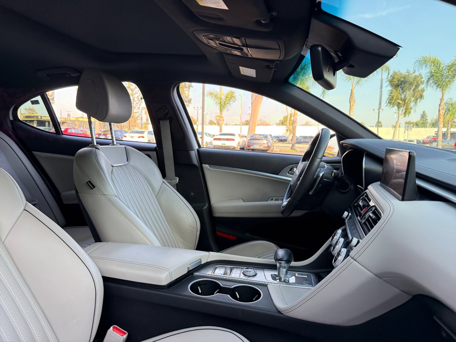 Used 2023 Genesis G70 2.0T w/ Sport Prestige Package image 19