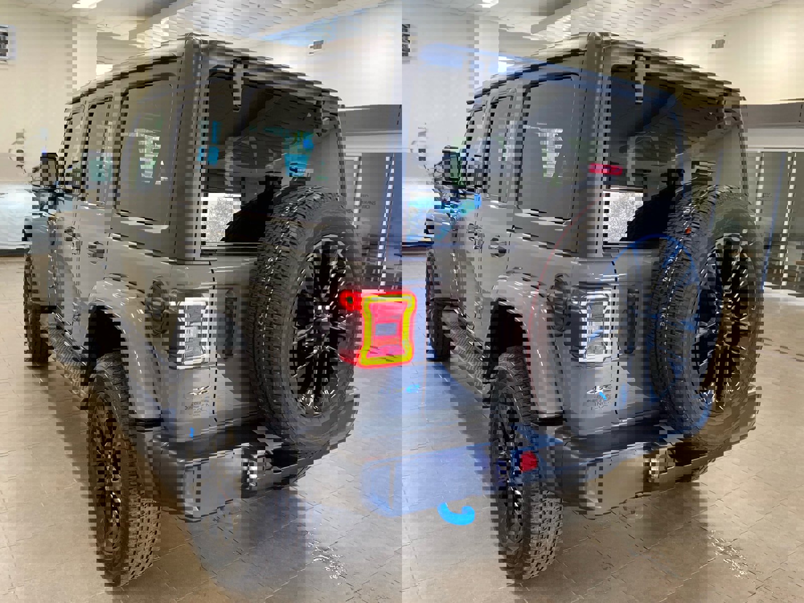 Used 2022 Jeep Wrangler Unlimited Sahara w/ Cold Weather Group image 5