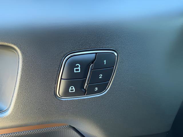 Certified 2025 Ford Bronco Sport Outer Banks w/ Outer Banks Tech Package+ AWD/4WD image 20