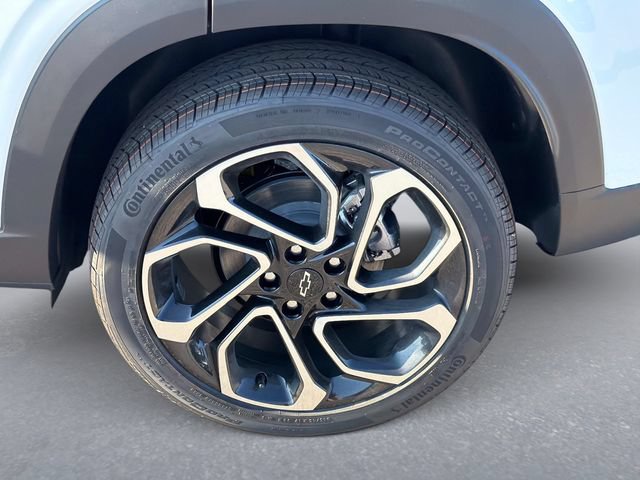 New 2026 Chevrolet Trax RS w/ Sunroof Package FWD image 10