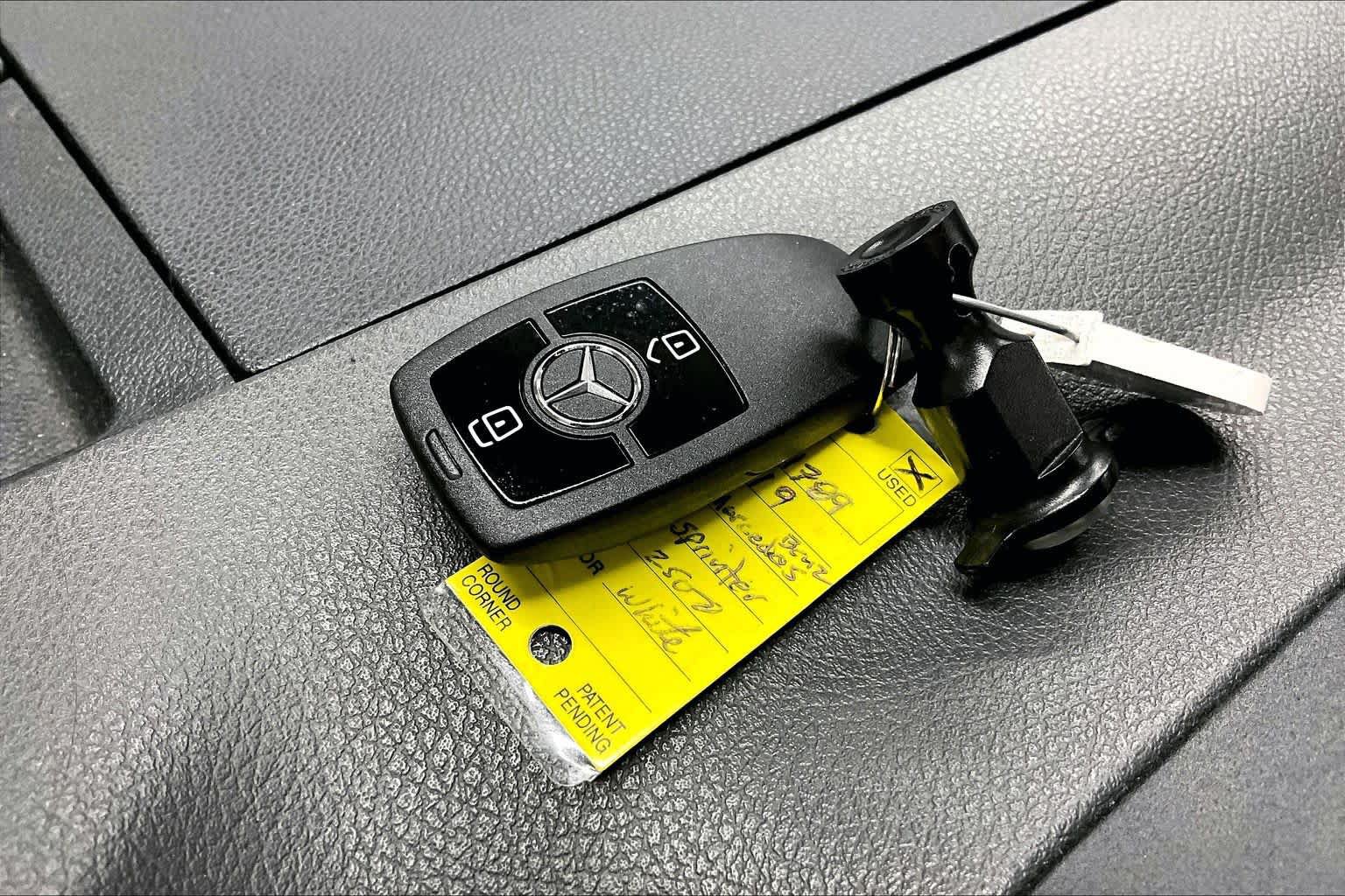Used 2019 Mercedes-Benz Sprinter 144 image 14