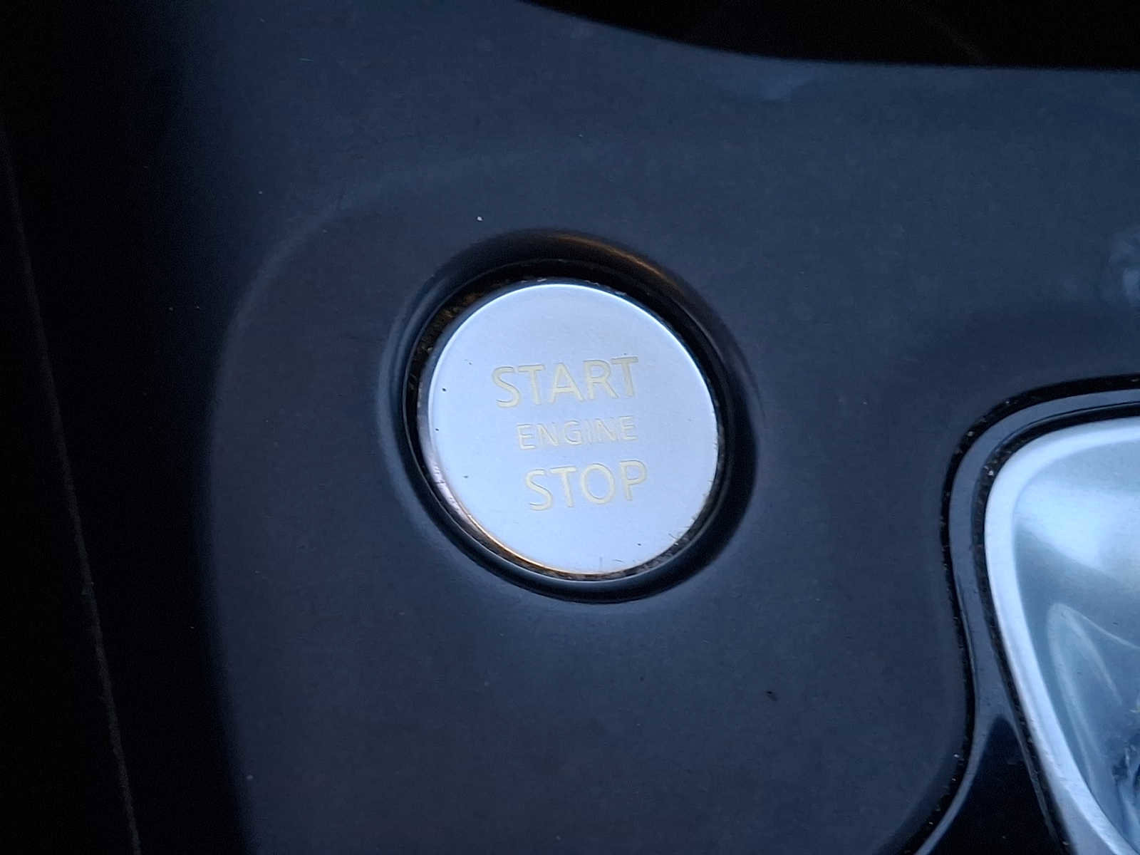 Used 2019 INFINITI QX50 Essential w/ Sensory Package image 20