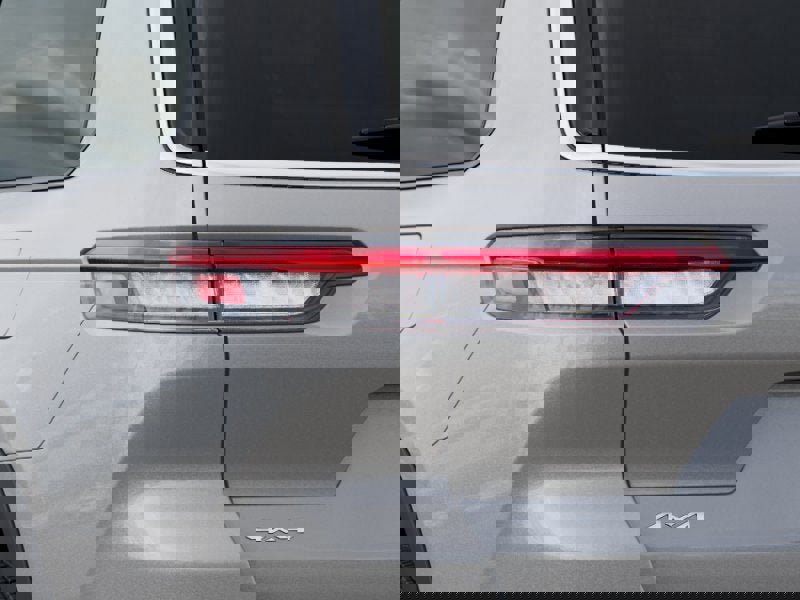 New 2025 Jeep Grand Cherokee L Limited image 20