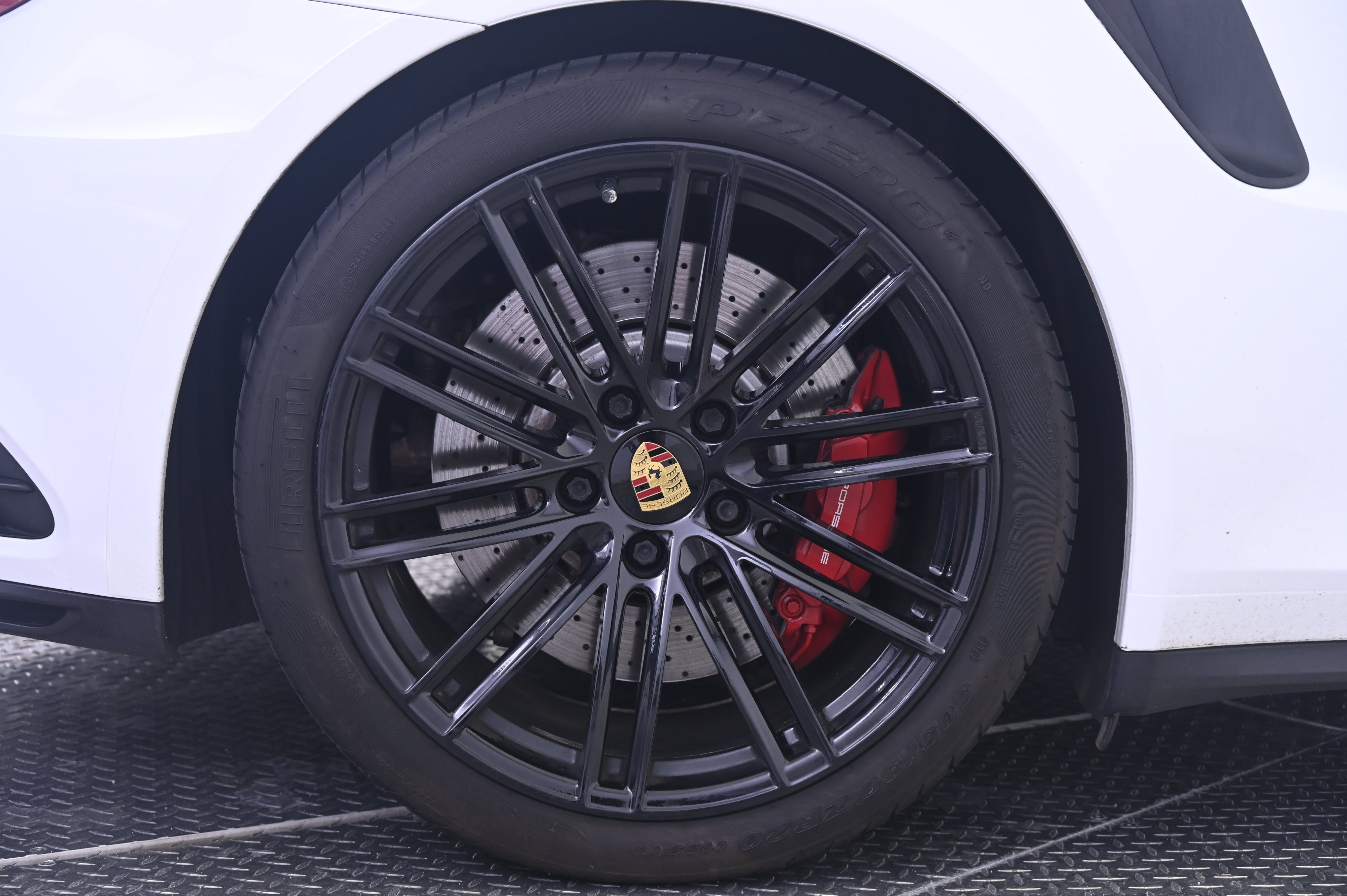 Used 2017 Porsche 911 Turbo AWD/4WD image 13