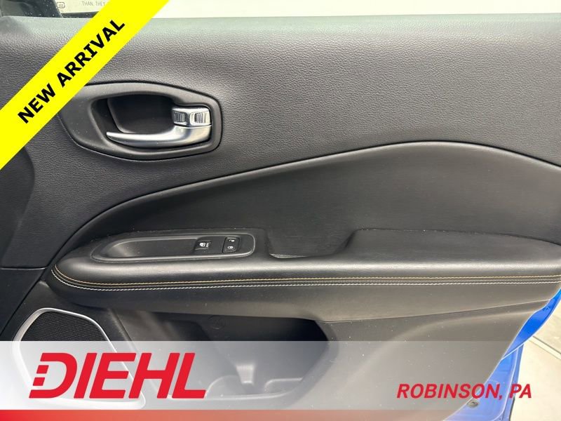 Certified 2019 Jeep Compass Latitude w/ Cold Weather Group image 14