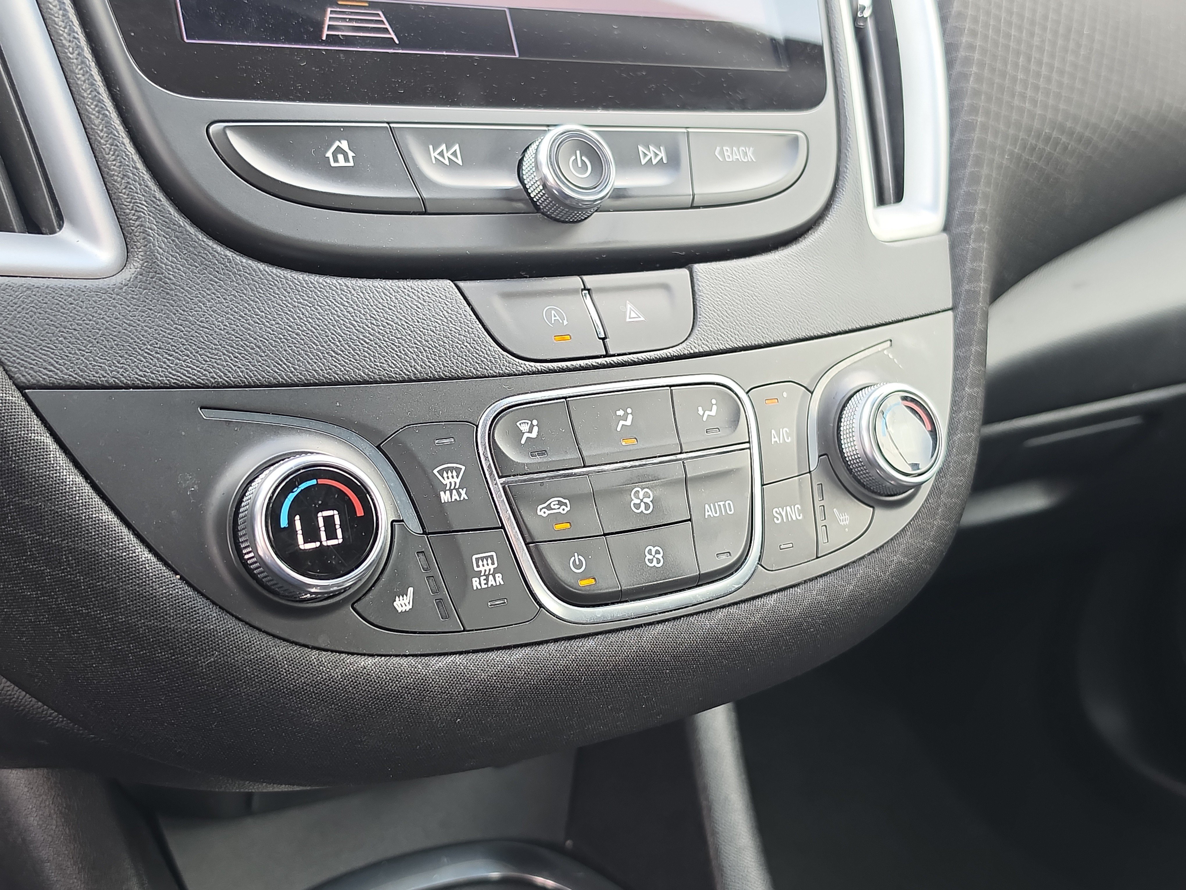 Certified 2024 Chevrolet Malibu LT FWD image 25