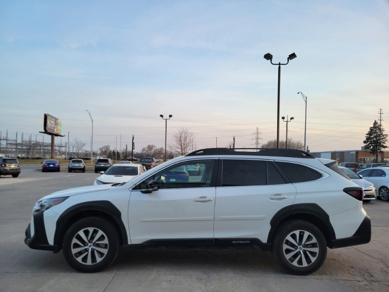 Used 2025 Subaru Outback Premium w/ Popular Package #1A image 4