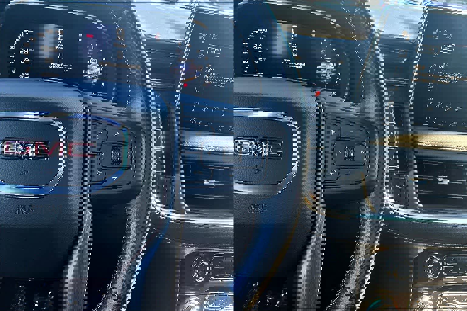 Used 2022 GMC Yukon AT4 image 26