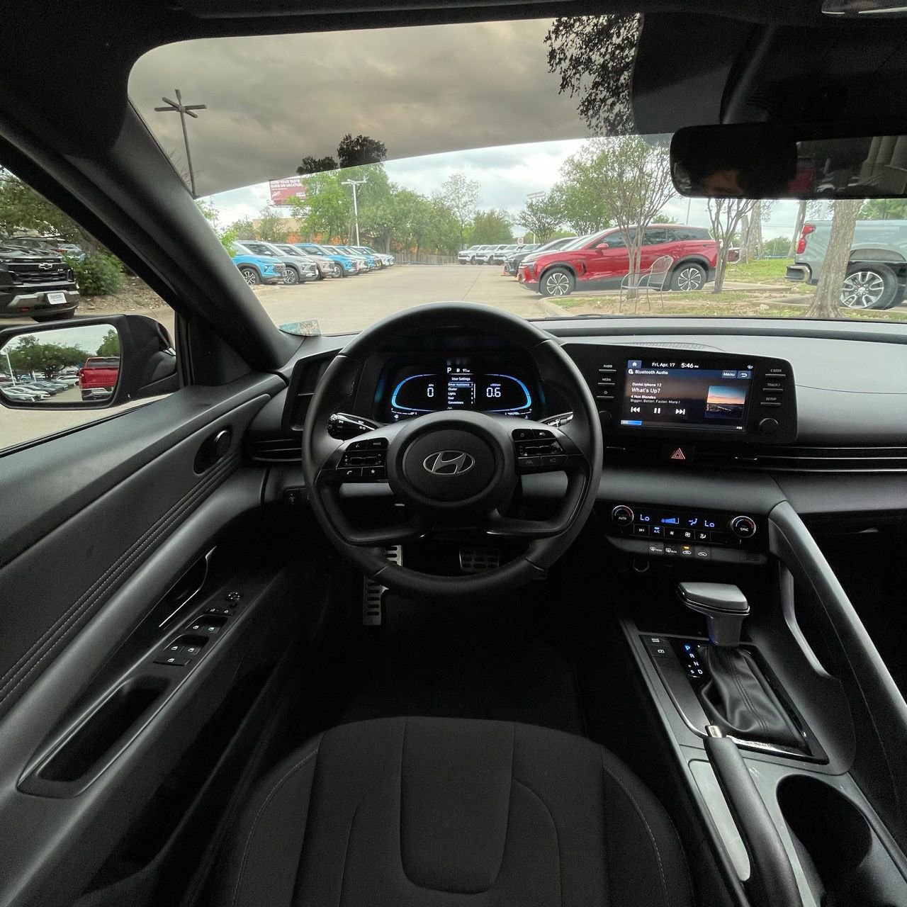 Used 2025 Hyundai Elantra Sport image 11