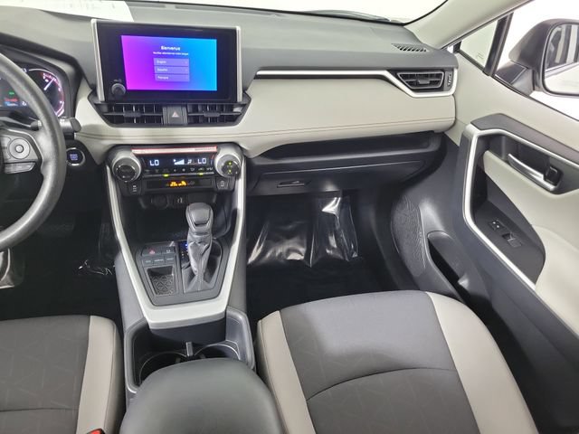 Used 2025 Toyota RAV4 XLE FWD image 17