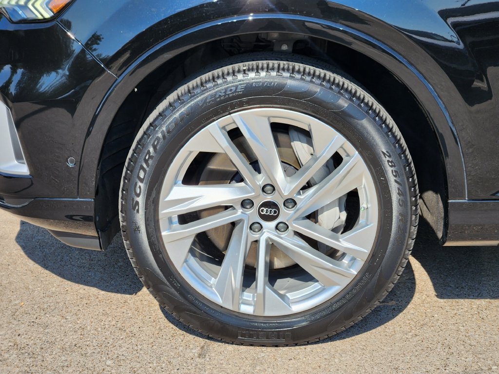 Certified 2023 Audi Q7 2.0T Premium Plus w/ Premium Plus Package AWD/4WD image 14