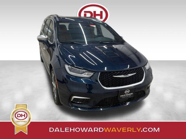 Used 2024 Chrysler Pacifica Pinnacle