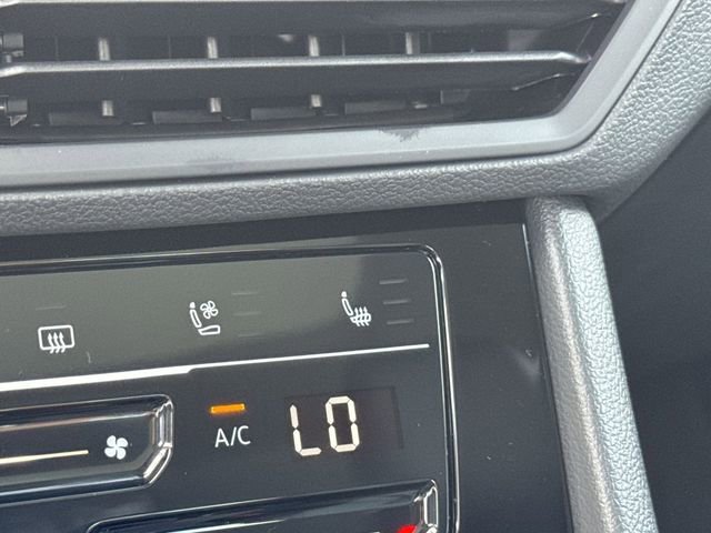 New 2025 Volkswagen Jetta SEL image 22