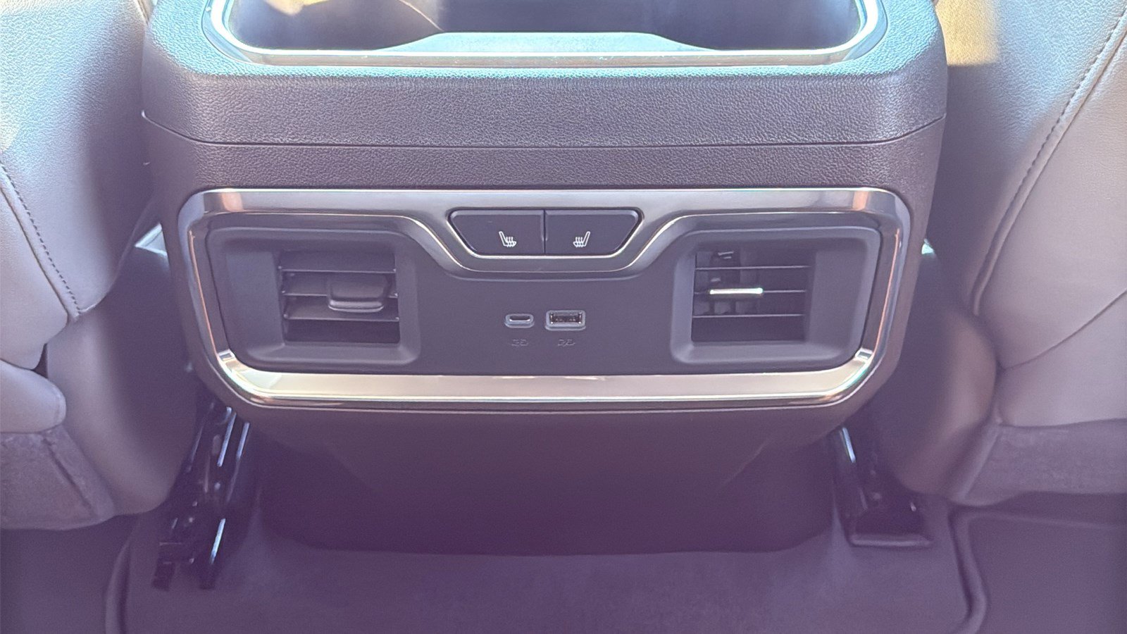 New 2026 GMC Sierra 2500 SLT w/ SLT Premium Package AWD/4WD image 16