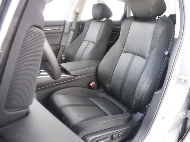 Used 2019 Honda Accord EX image 13