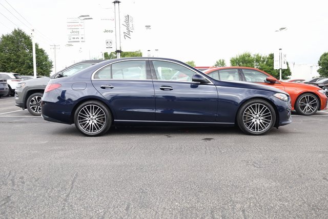 Used 2023 Mercedes-Benz C 300 4MATIC Sedan image 4