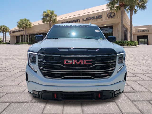 Used 2025 GMC Sierra 1500 AT4 w/ AT4 Premium Package AWD/4WD image 9