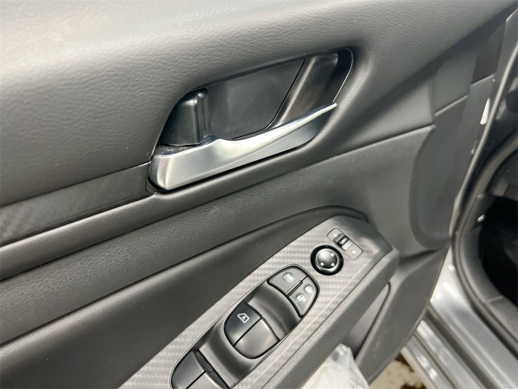 Used 2024 Nissan Altima 2.5 SV image 20
