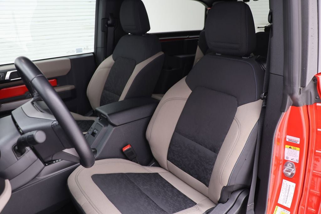 Used 2023 Ford Bronco Wildtrak AWD/4WD image 16